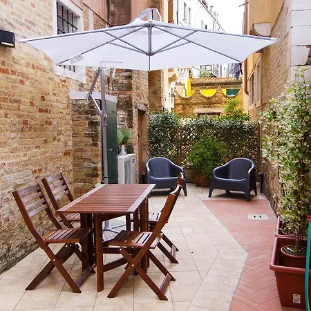 Ca' Giovanna Apartament